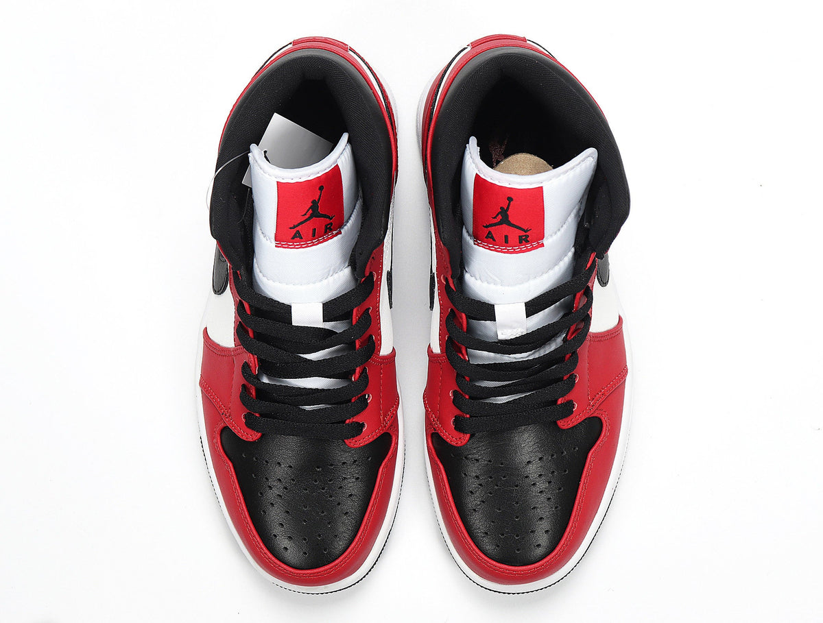 Jordan Chicago High-Top Sneakers Red Black White 554724-069