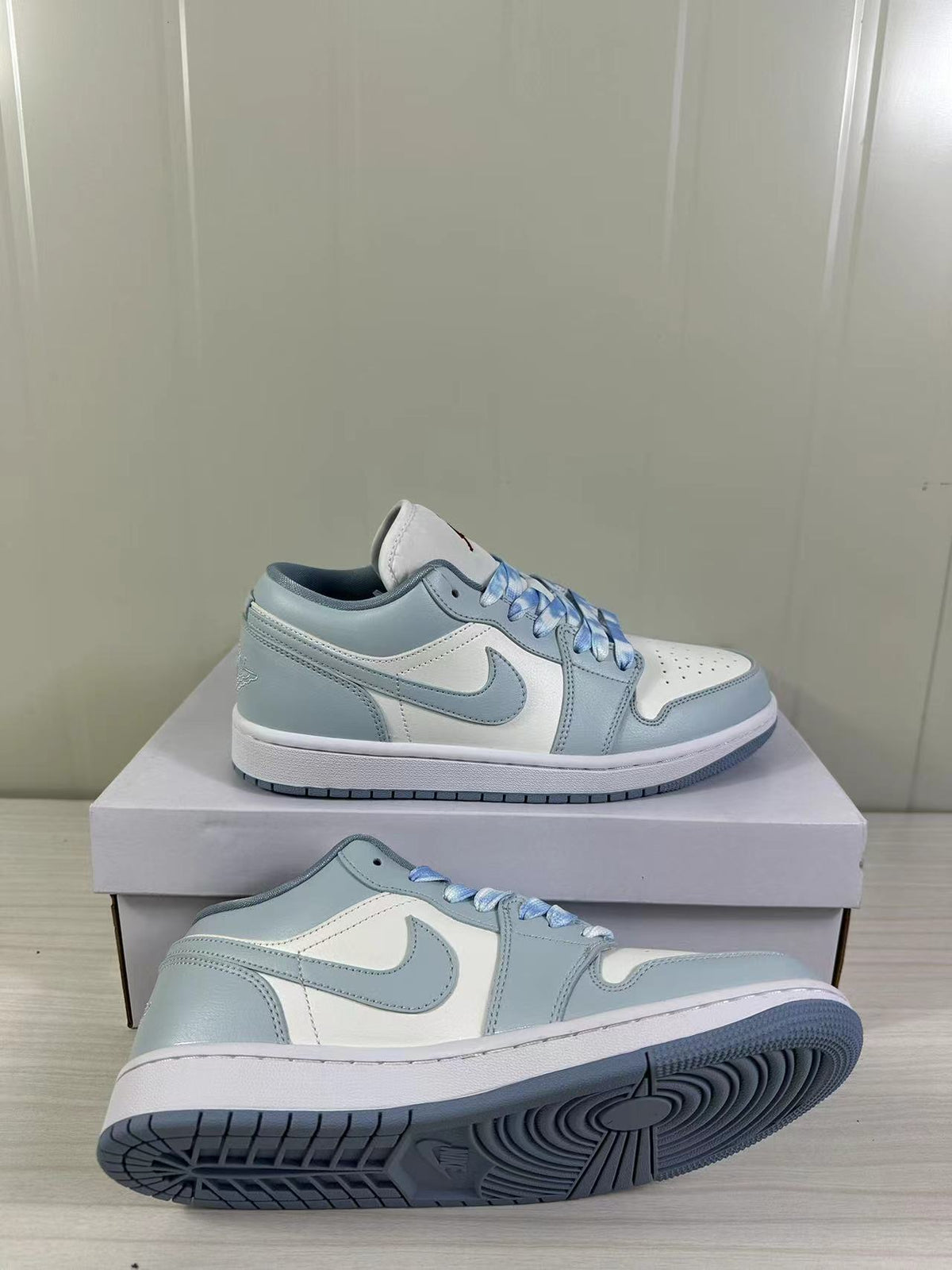 Jordan Air Jordan 1 Low Sail Blue Grey White DC0774-164