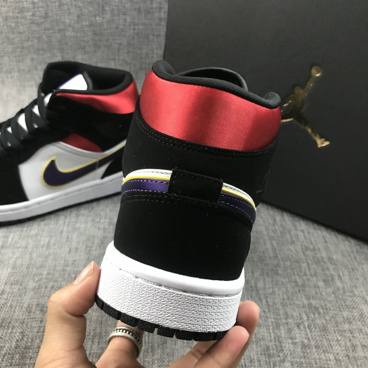 Jordan 1 Mid Satin Lakers Top 3 Sneakers 852542-005
