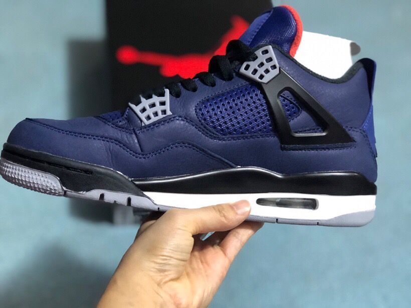 Jordan 4 Retro Winter Loyal Blue Sneakers