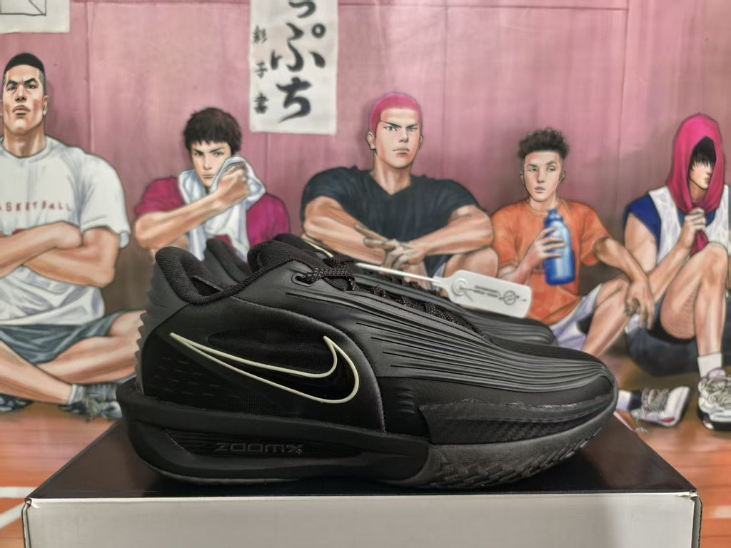 Nike Black Basketball Sneakers with Contrast Swoosh