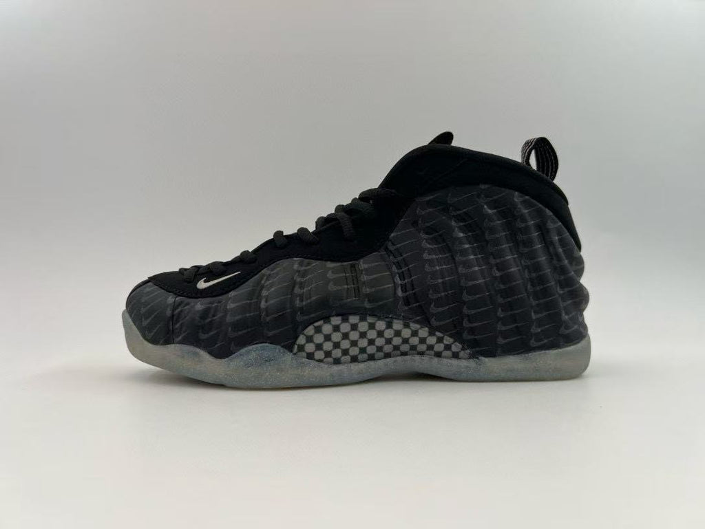 Nike Hardaway High-Top Sneakers