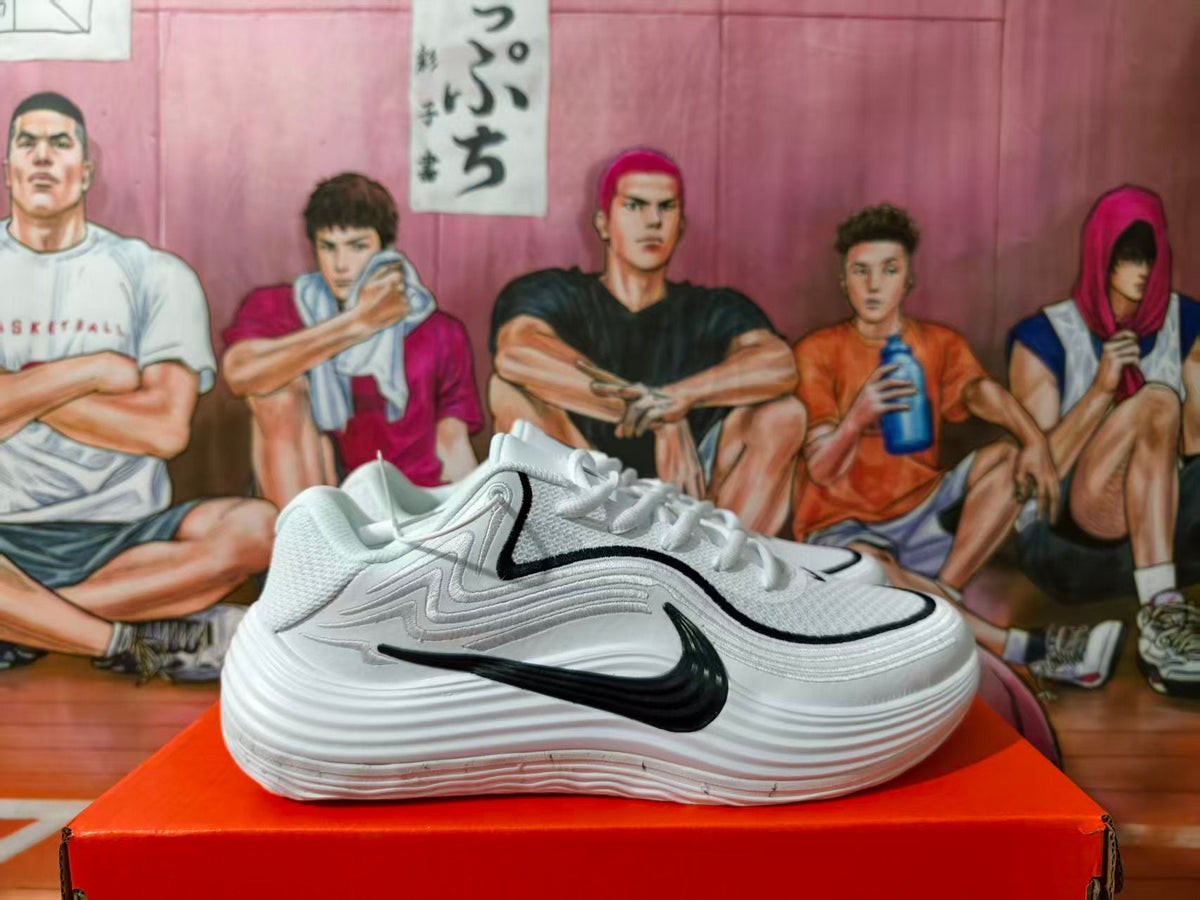 Nike White and Black Basketball Sneakers