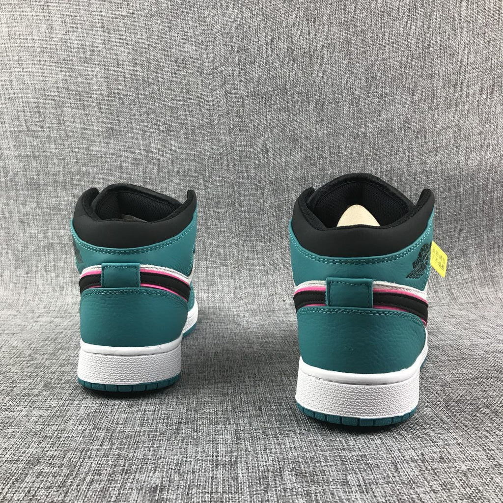 Jordan Air Jordan 1 Retro High OG Jade White High-Top Sneakers