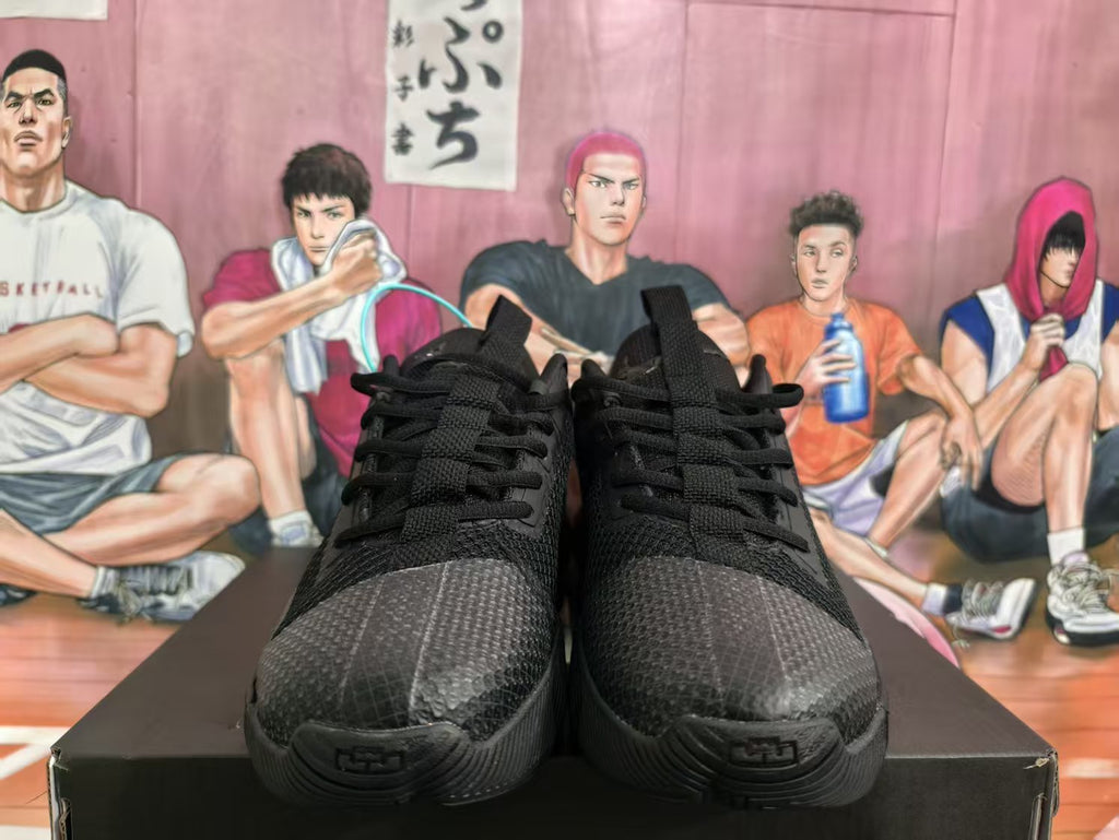 Nike Black Basketball Sneakers
