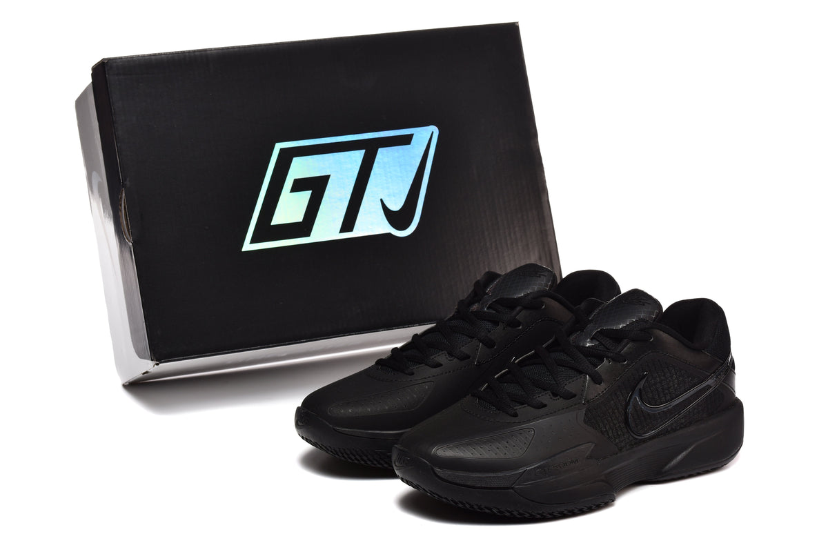 Nike 881-8 Black Basketball Sneakers
