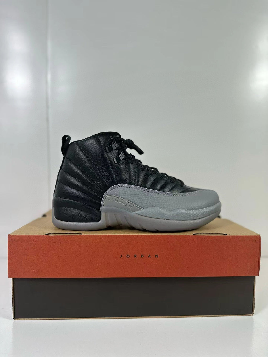 Jordan Air Jordan 12 Retro Black Wolf Grey Sneakers CT8013-019