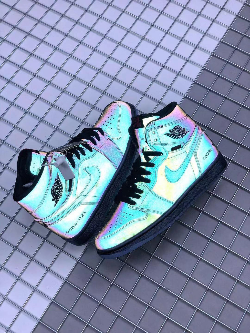 Jordan 1 High Zoom R2T Chameleon Black Sneakers