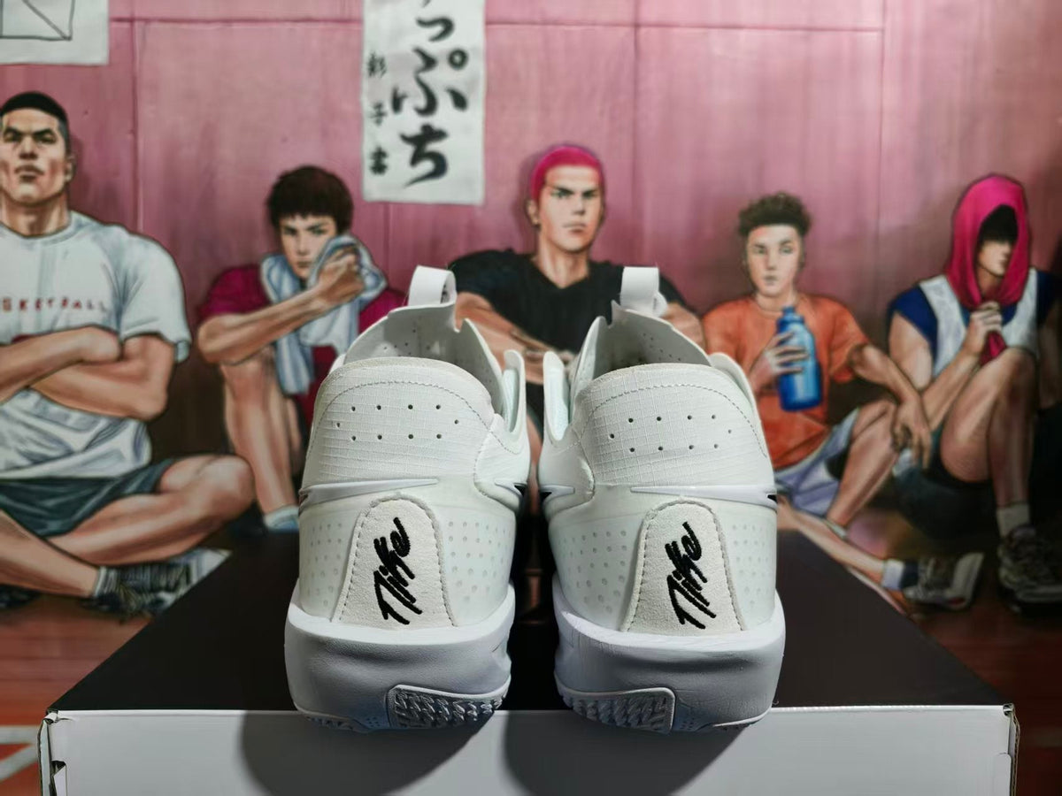 Nike White and Black Basketball Sneakers