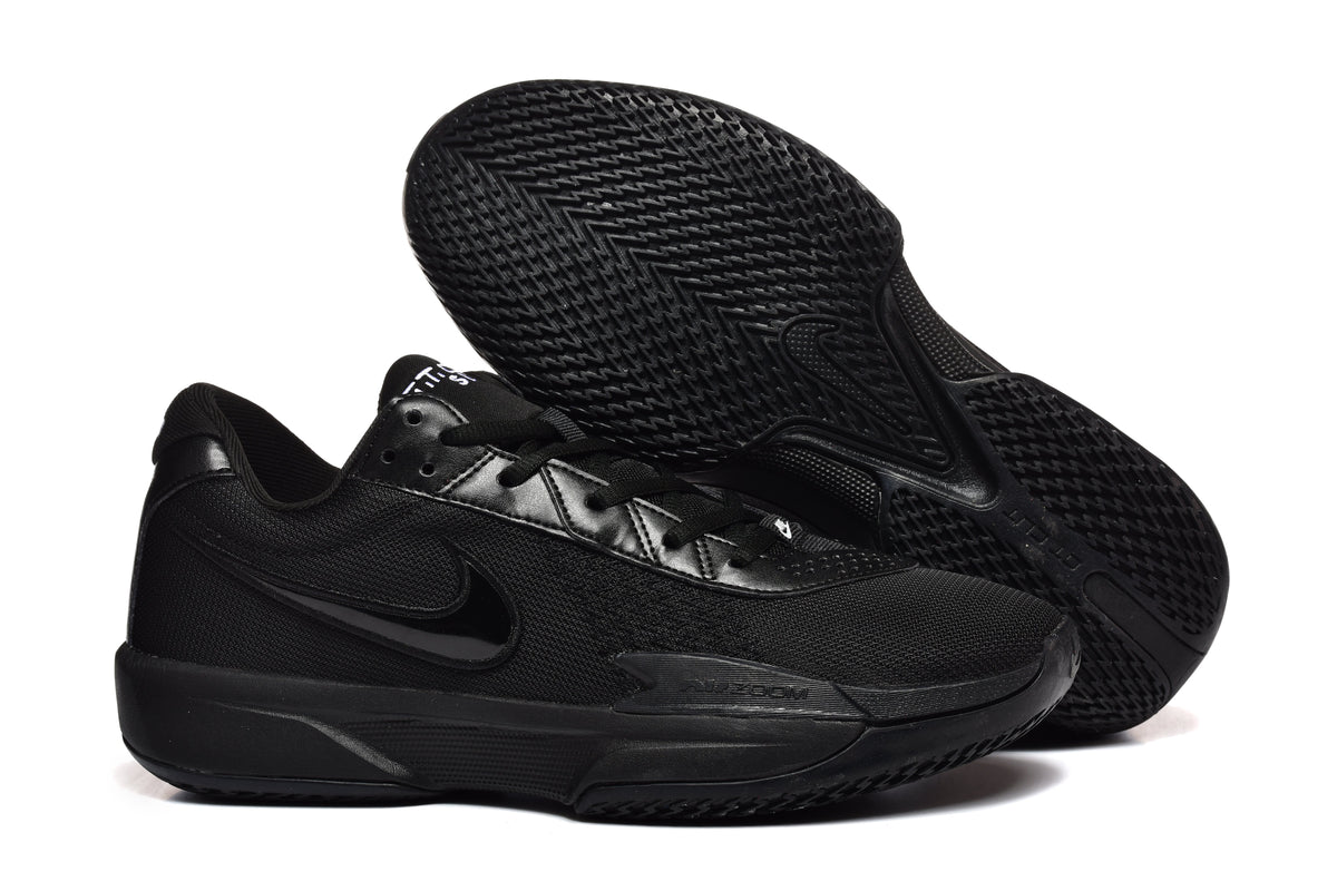 Nike 872-27 Black Low-Top Sneakers