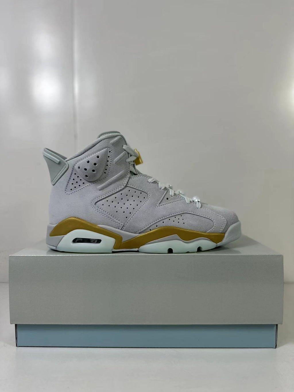 Jordan Air Jordan 6 High-Top Sneakers Paris Olympics White Gold