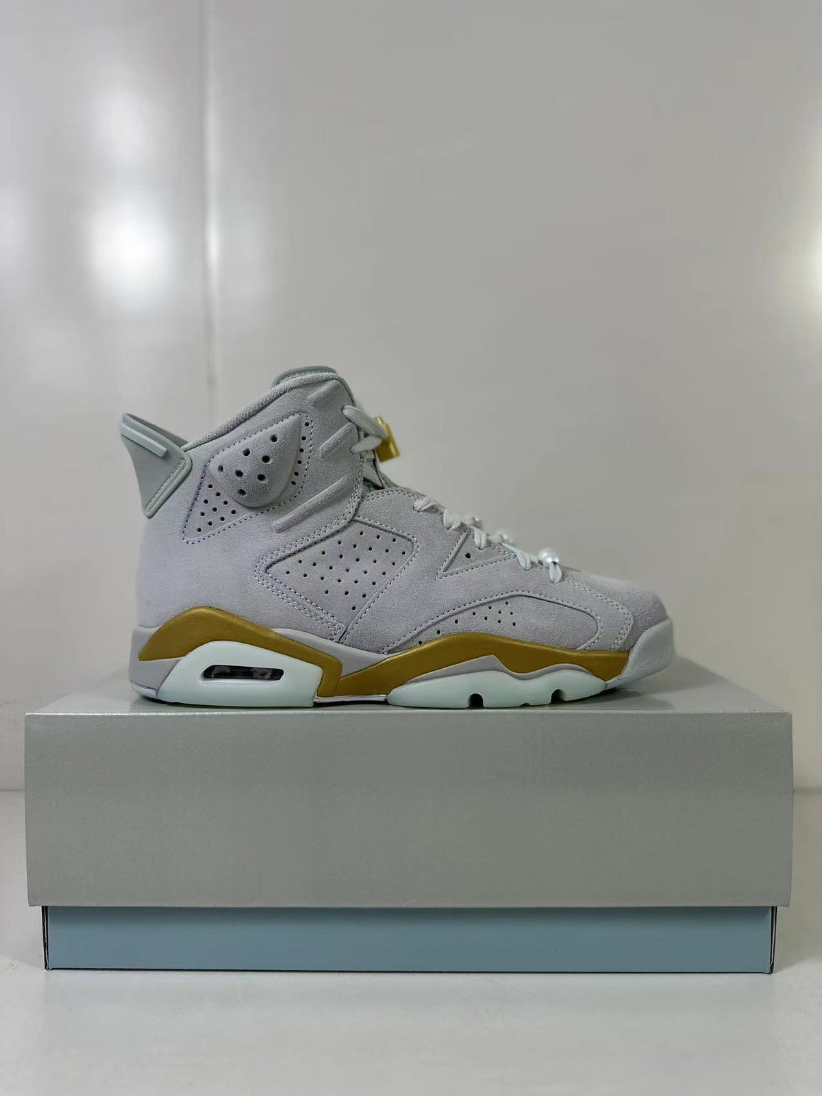 Jordan Air Jordan 6 High-Top Sneakers Paris Olympics White Gold
