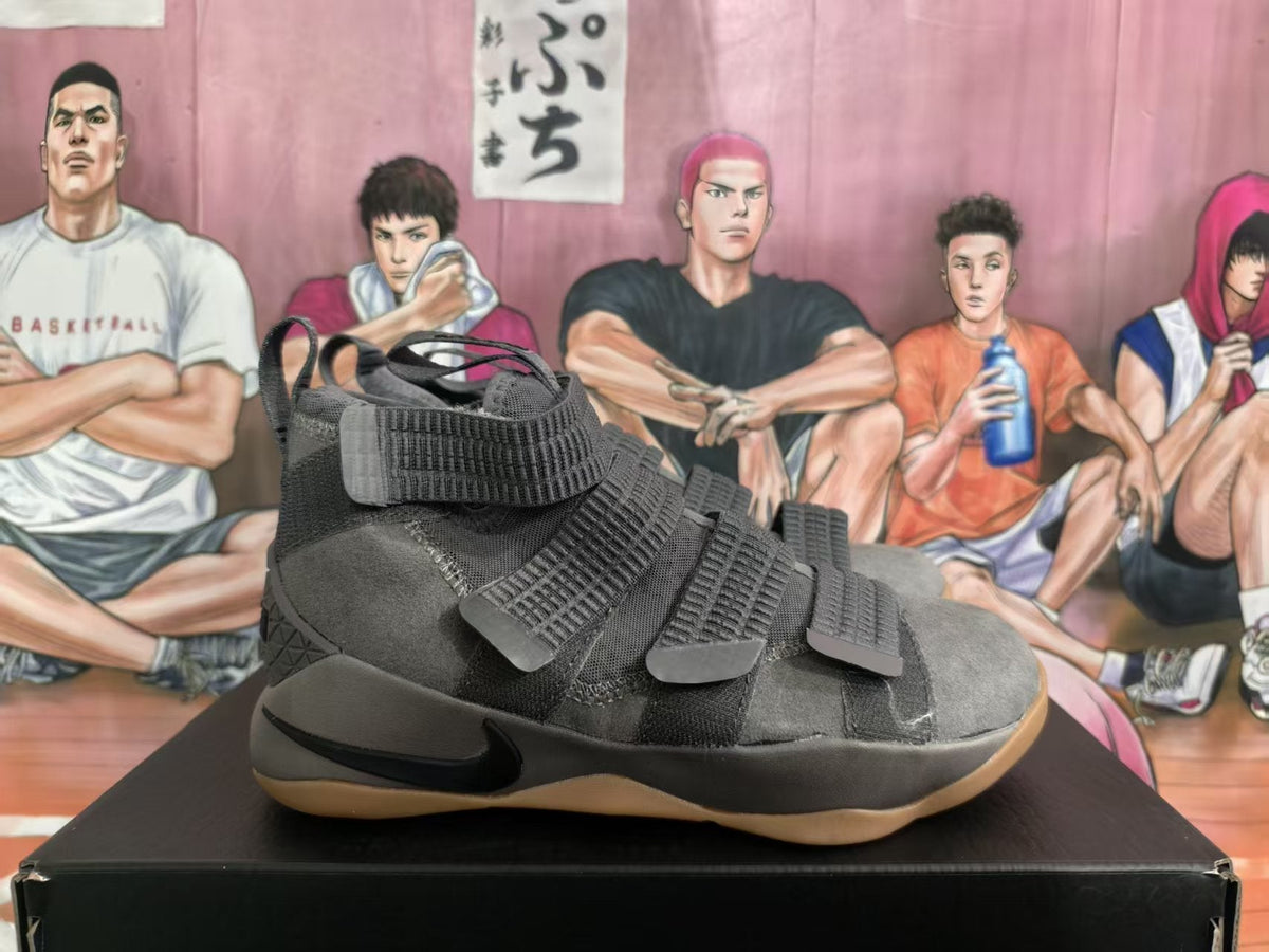 Nike Basketball Sneakers Cool Gray