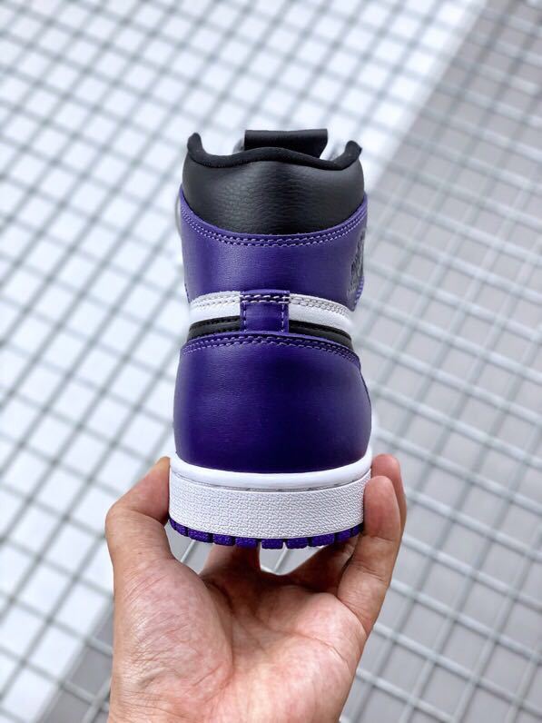 Nike Air Jordan 1 High OG Court Purple Sneakers 555088-500