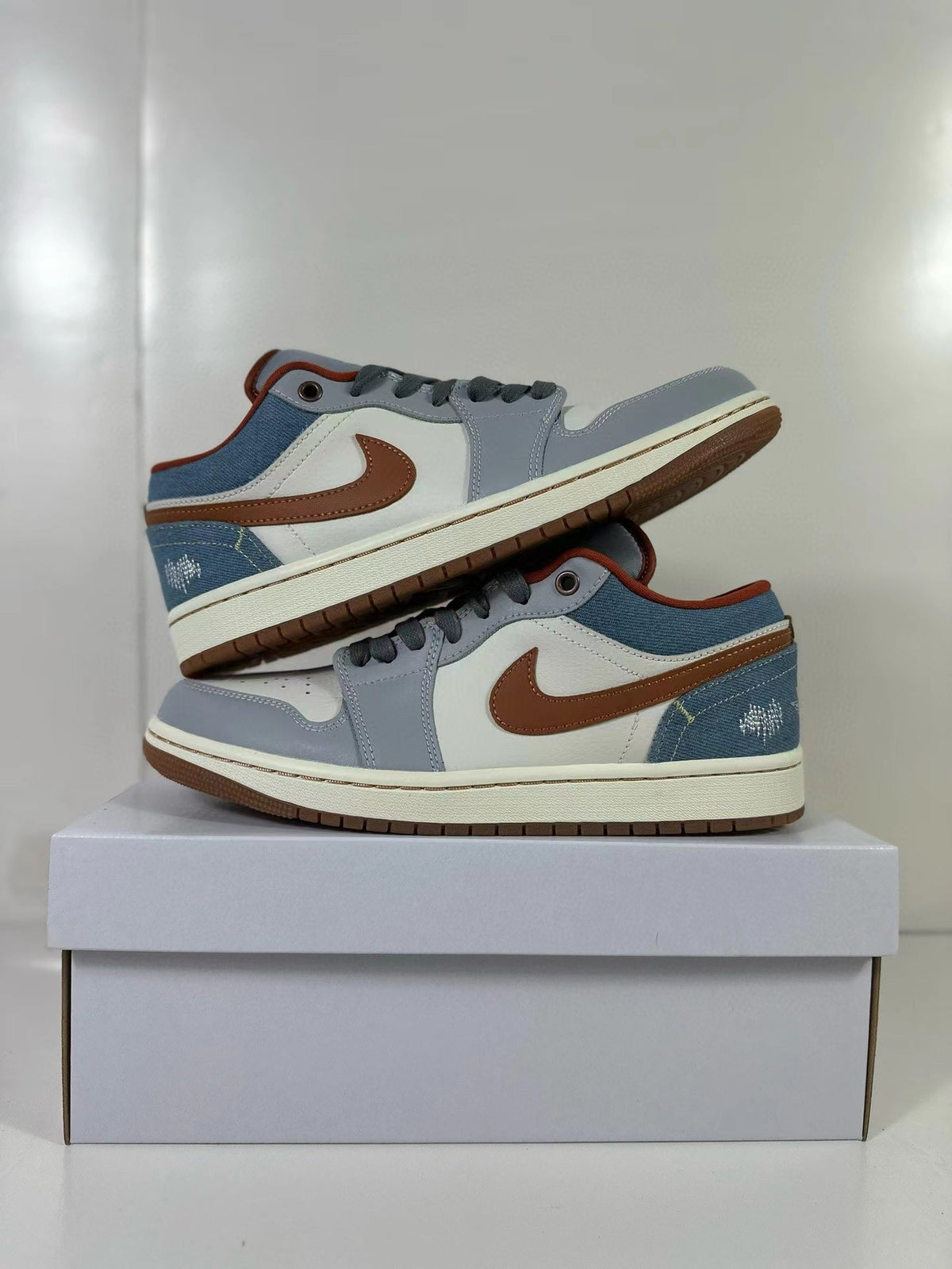 Jordan Air Jordan 1 Low Sneakers Blue Gray and Brown FZ5045-019