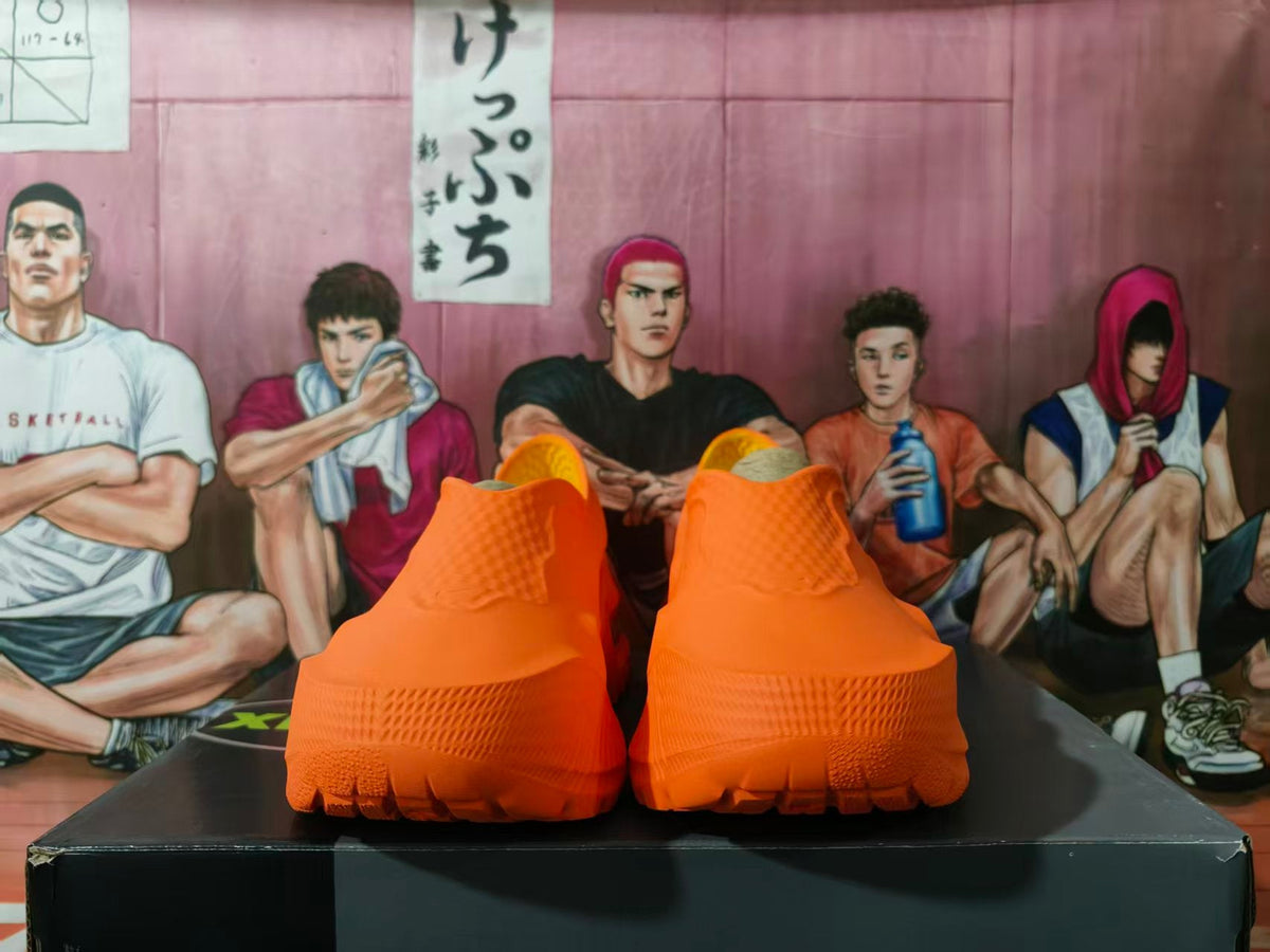 Nike Air Max 1000 Orange Sneakers