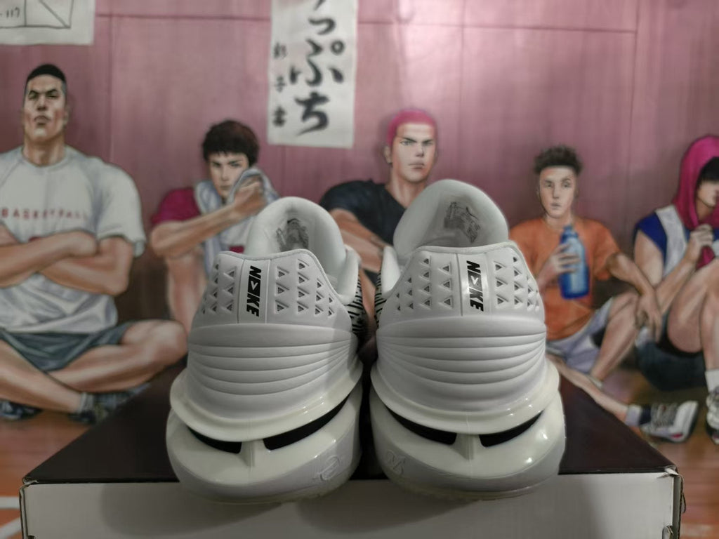 Nike Splatter Print Basketball Sneakers White Black
