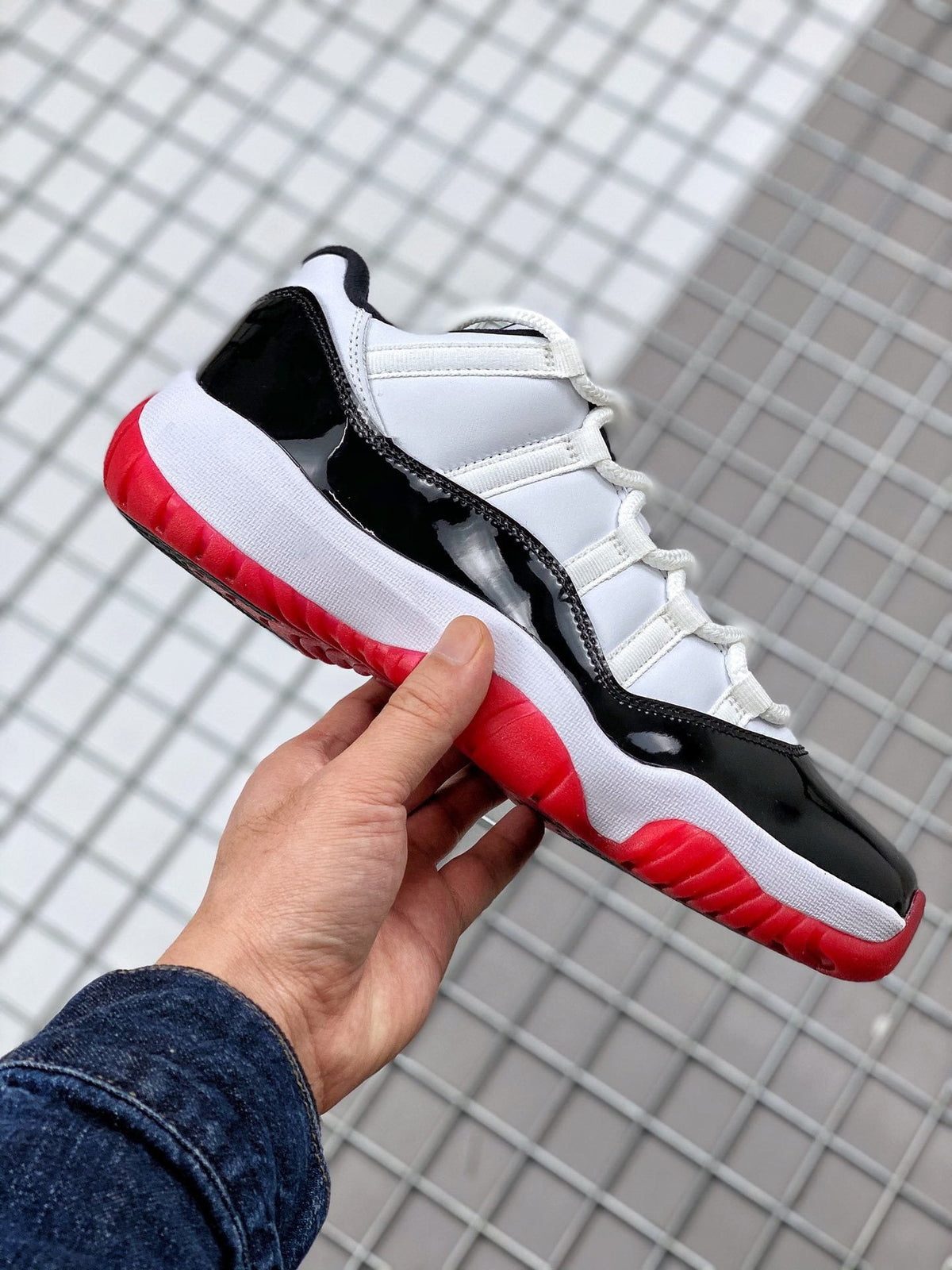 Jordan Air Jordan 11 Win Like '82 Sneakers Black White Red