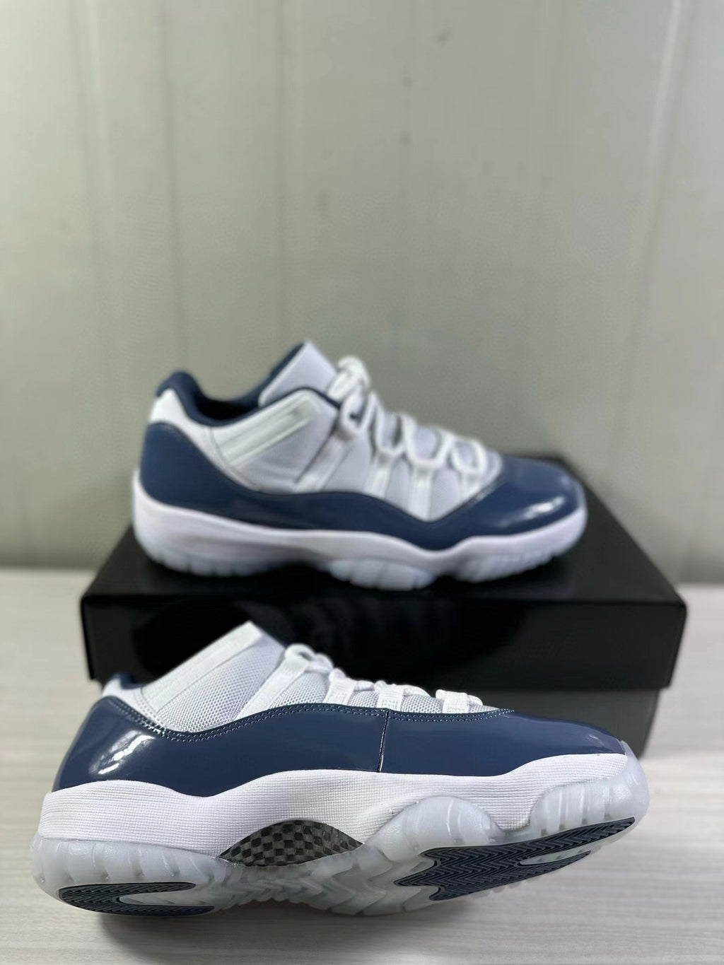Jordan Air Jordan 11 Retro Low Diffused Blue FV5104-104