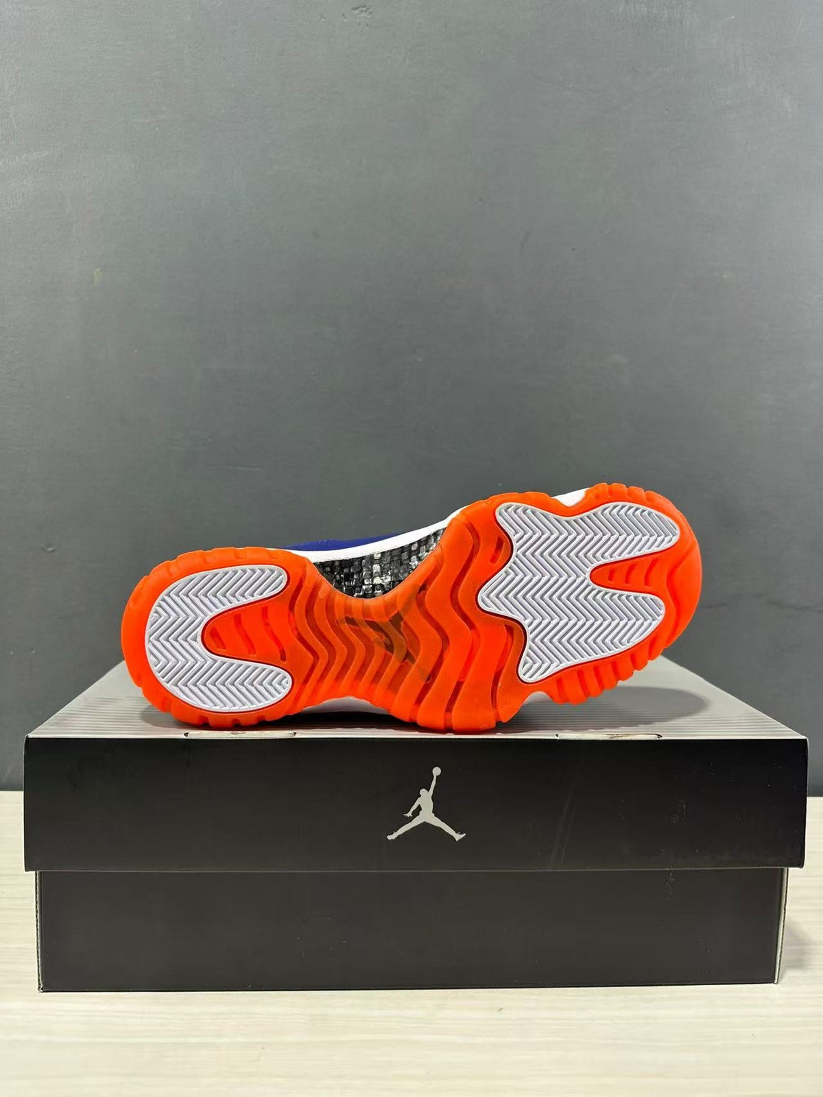 Jordan Air Jordan 11 Retro High Sneakers Blue Orange CT8012-114