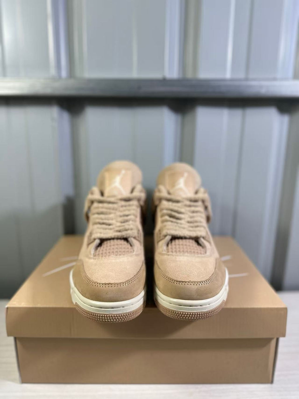 Jordan Air Jordan 4 Retro Tan Sneakers HV0823-200