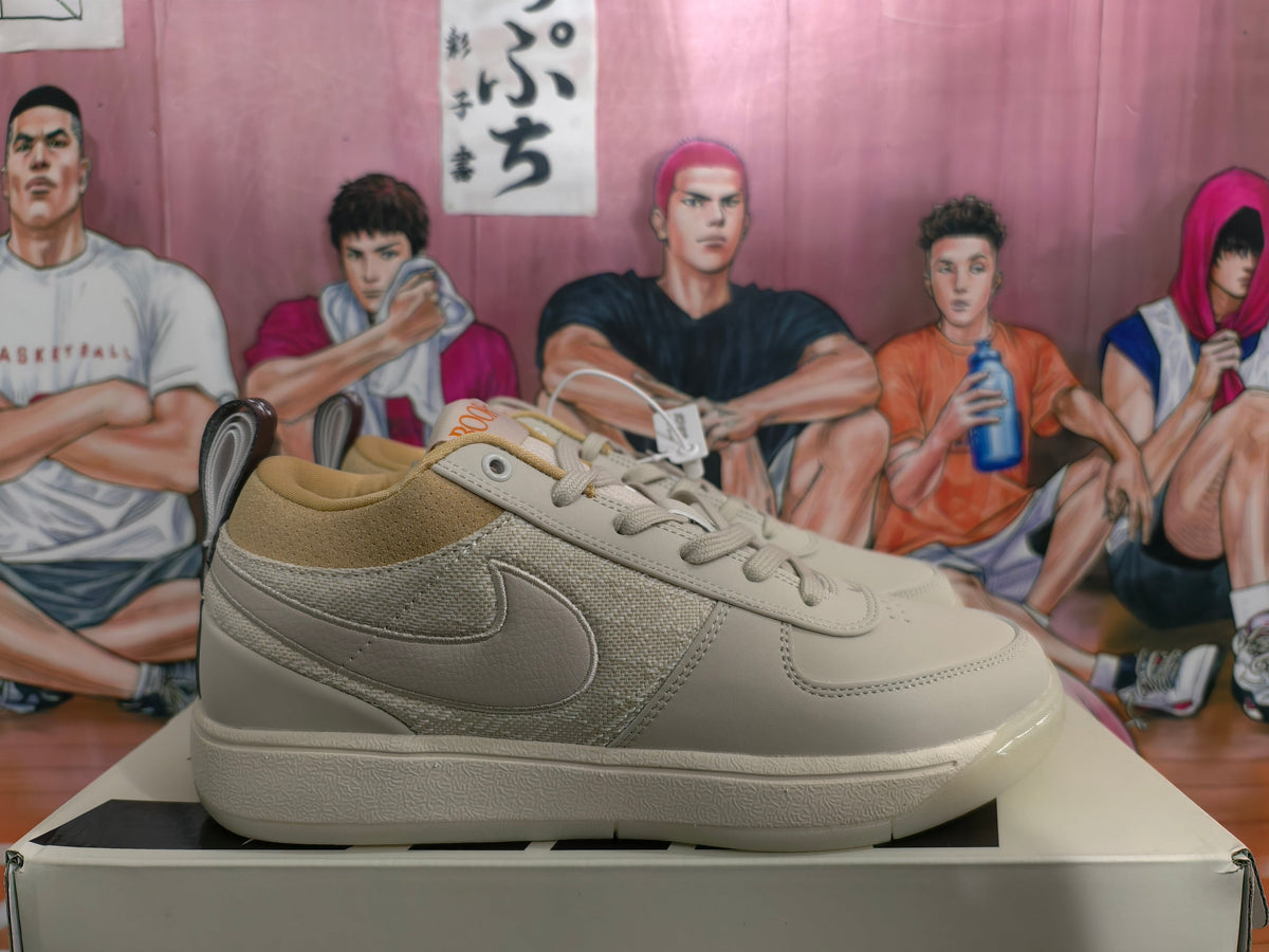 Nike Beige Low-Top Sneakers