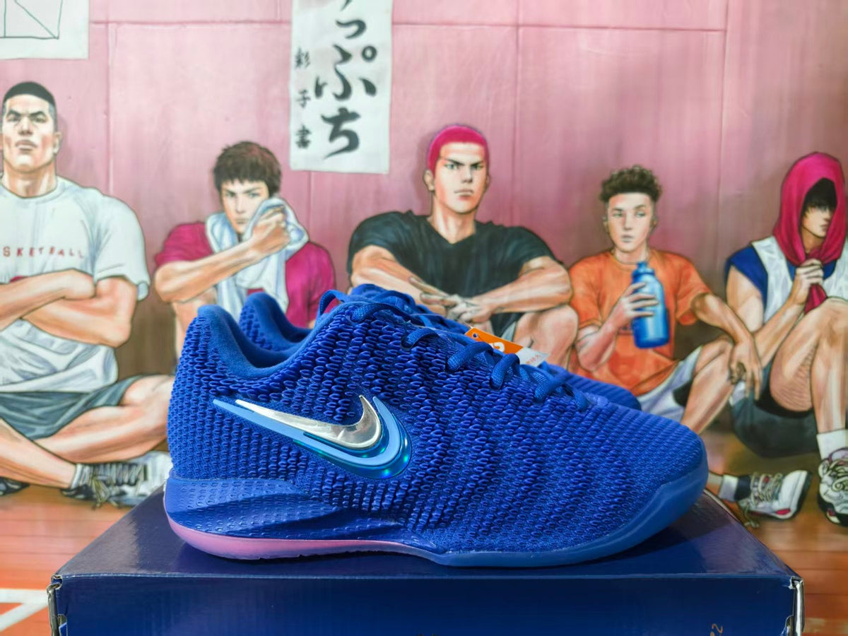 Nike Kobe 11 Basketball Shoes in Royal Blue
