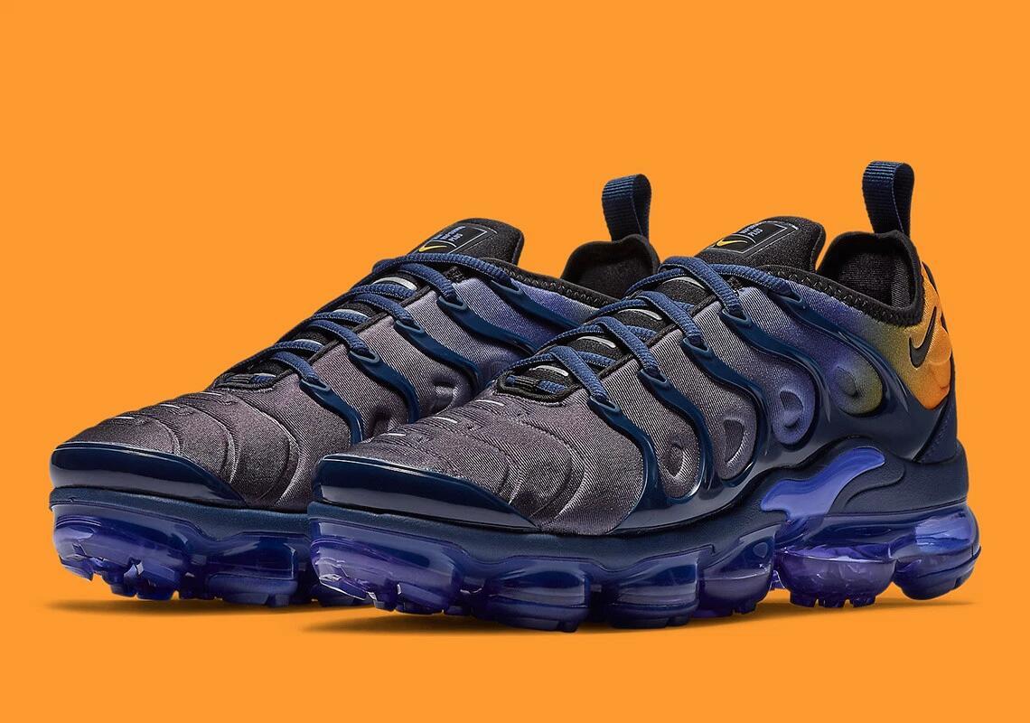 Nike Air VaporMax Plus Sneakers in Gray, Navy and Orange