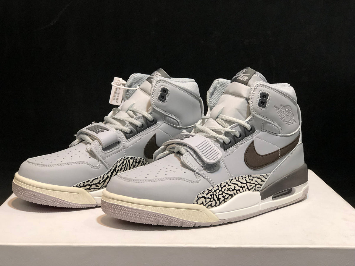 Jordan Air Jordan Legacy 312 Grey Cement Sneakers AV3922-002