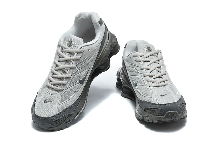 Nike Shox Ride 2 Sneakers in Grey