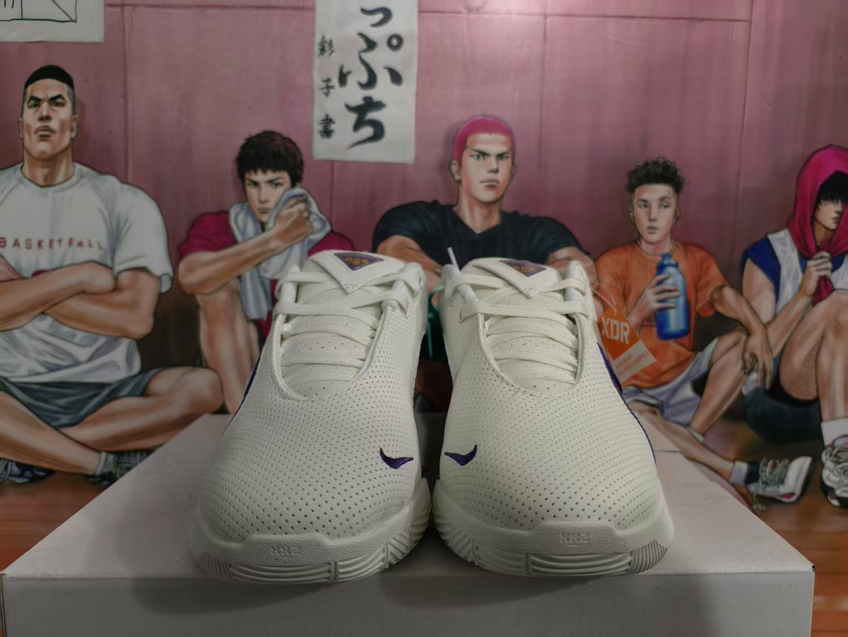 Nike Basketball Sneakers White Gold