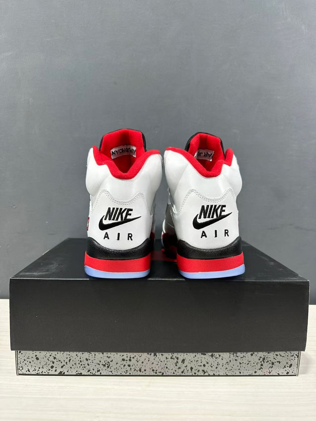 Jordan Air Jordan 5 Fire Red Black Tongue Sneakers White Red