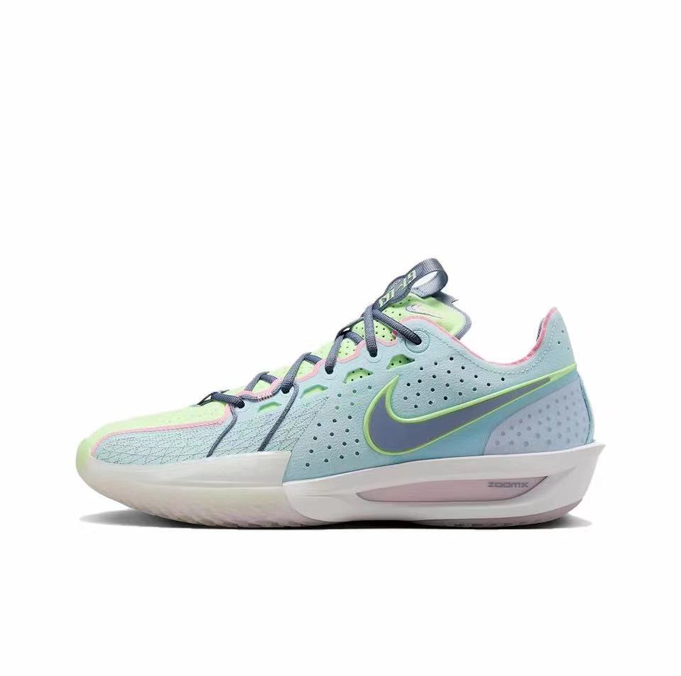 Nike GT Cut 3 Basketball Sneakers