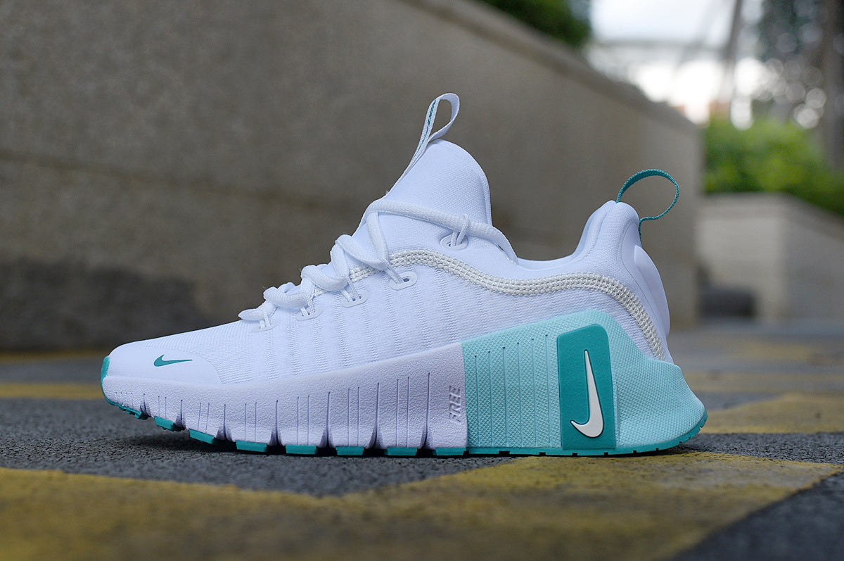 Nike White and Teal Low-Top Sneakers