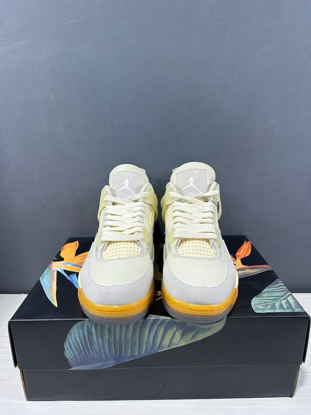Jordan Air Jordan 4 Birds of Paradise Sneakers Coconut Milk