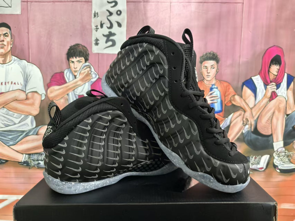 Nike Air Foamposite One Black Basketball Sneakers