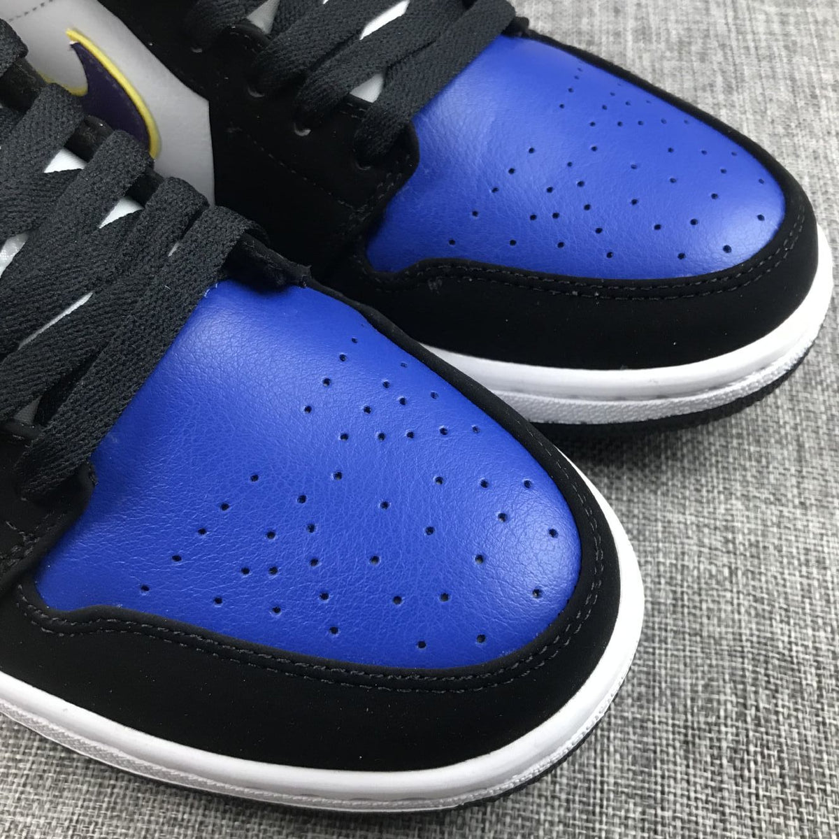 Jordan 1 Mid Satin Lakers Top 3 Sneakers 852542-005