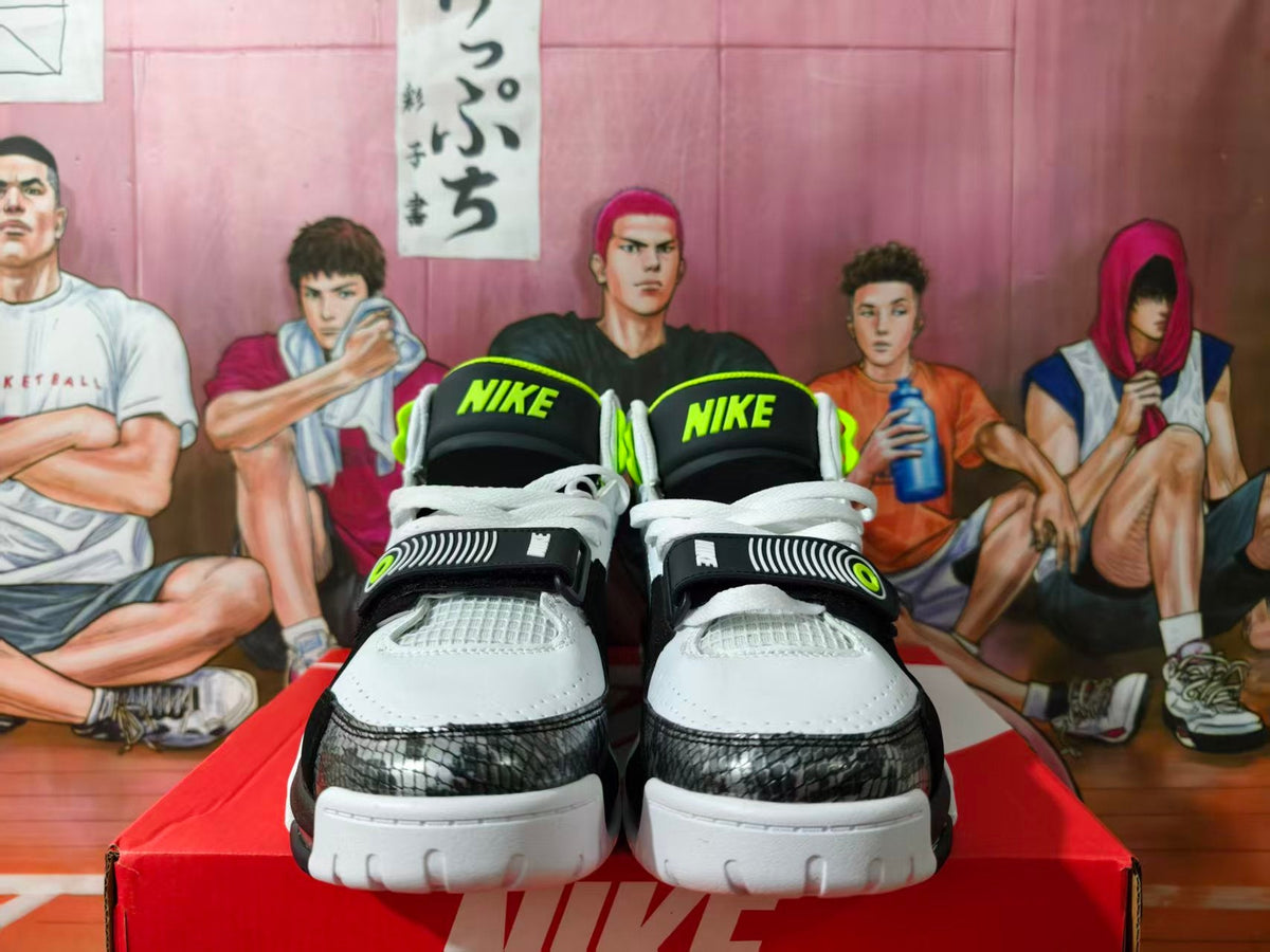 Nike Air More Uptempo White Black Green Sneakers
