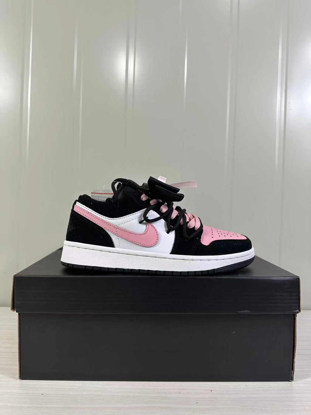 Jordan Air Jordan 1 Low SE GS Black Pink DX4374-008