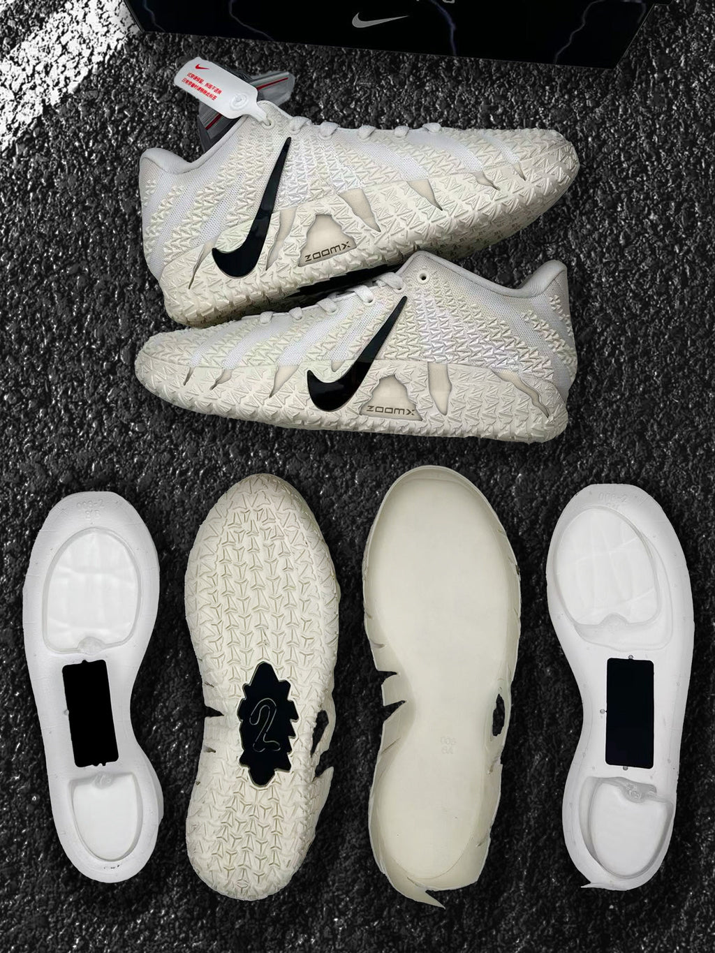Nike HF2794-101 Sneakers Off-White and Black