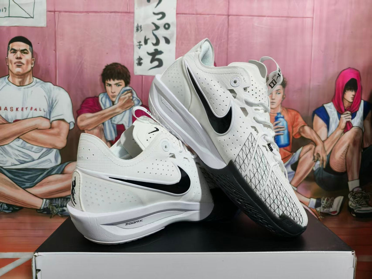 Nike White and Black Basketball Sneakers