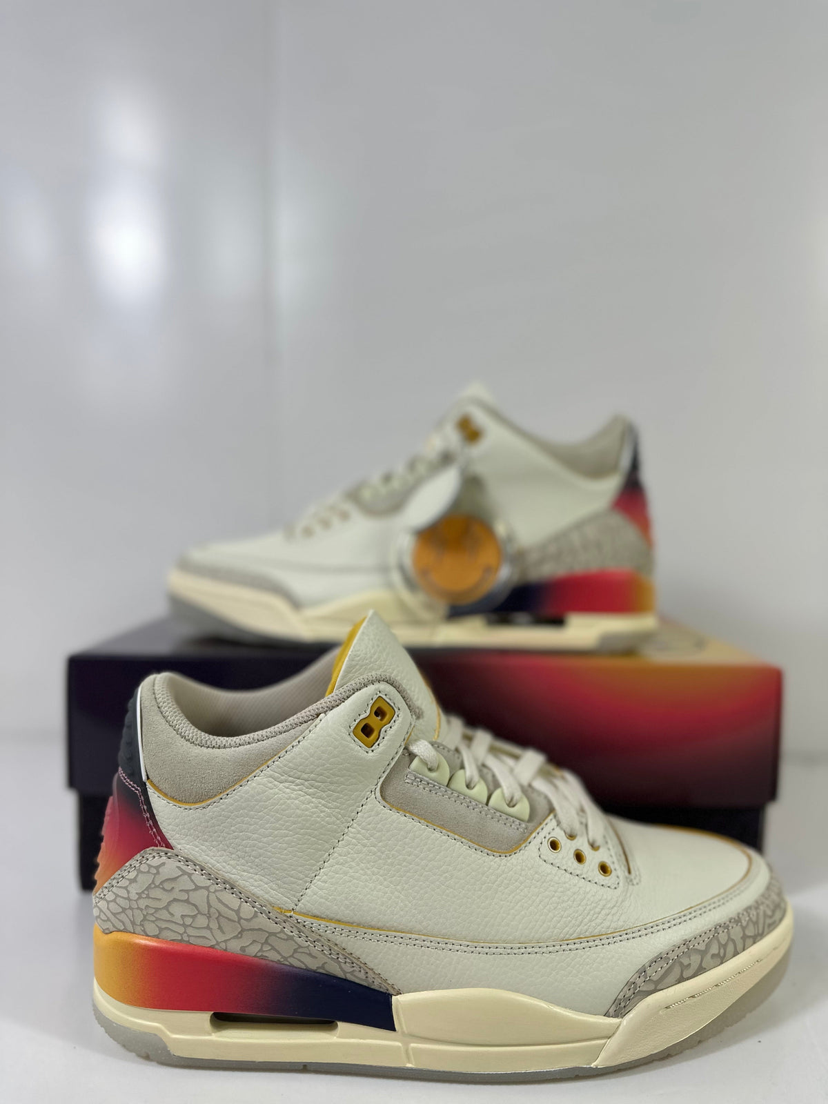 Jordan Air Jordan 3 Retro SP Medellin Sunset Sneakers
