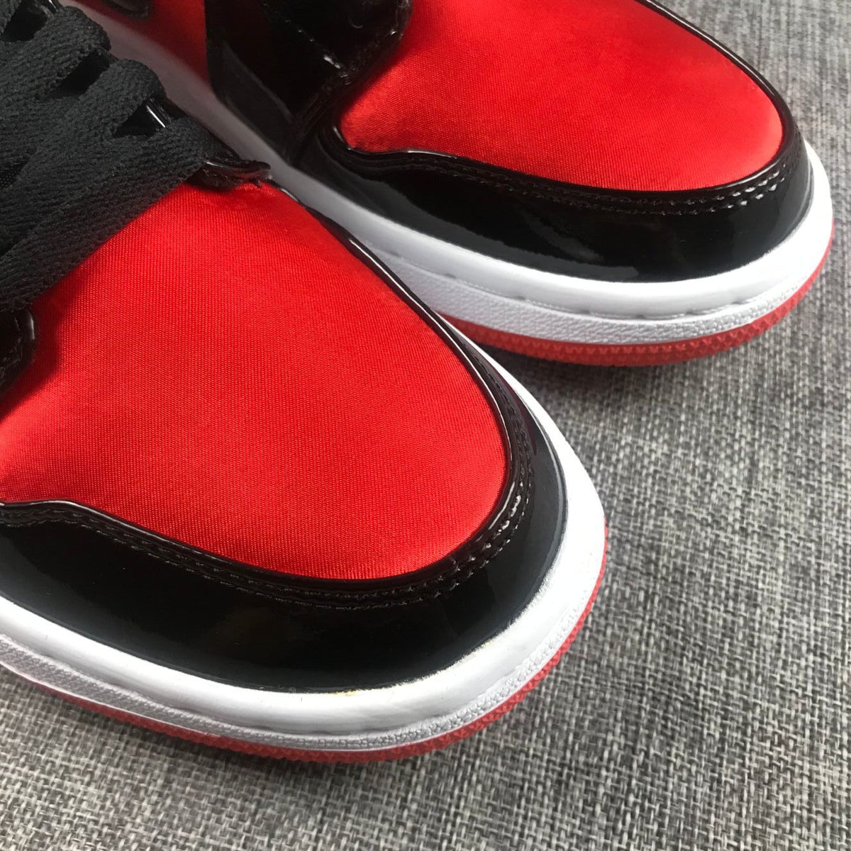Jordan Air Jordan 1 Mid Red Black Patent Sneakers BQ6472-600