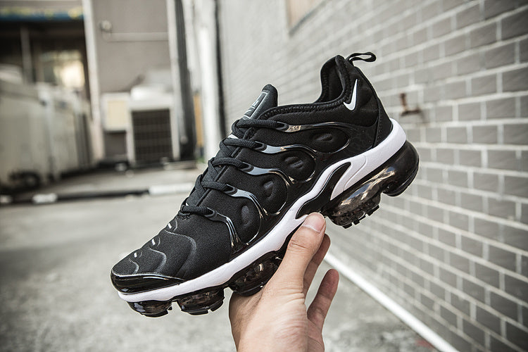 Nike Air Max Plus TN-10 Black and White Sneakers