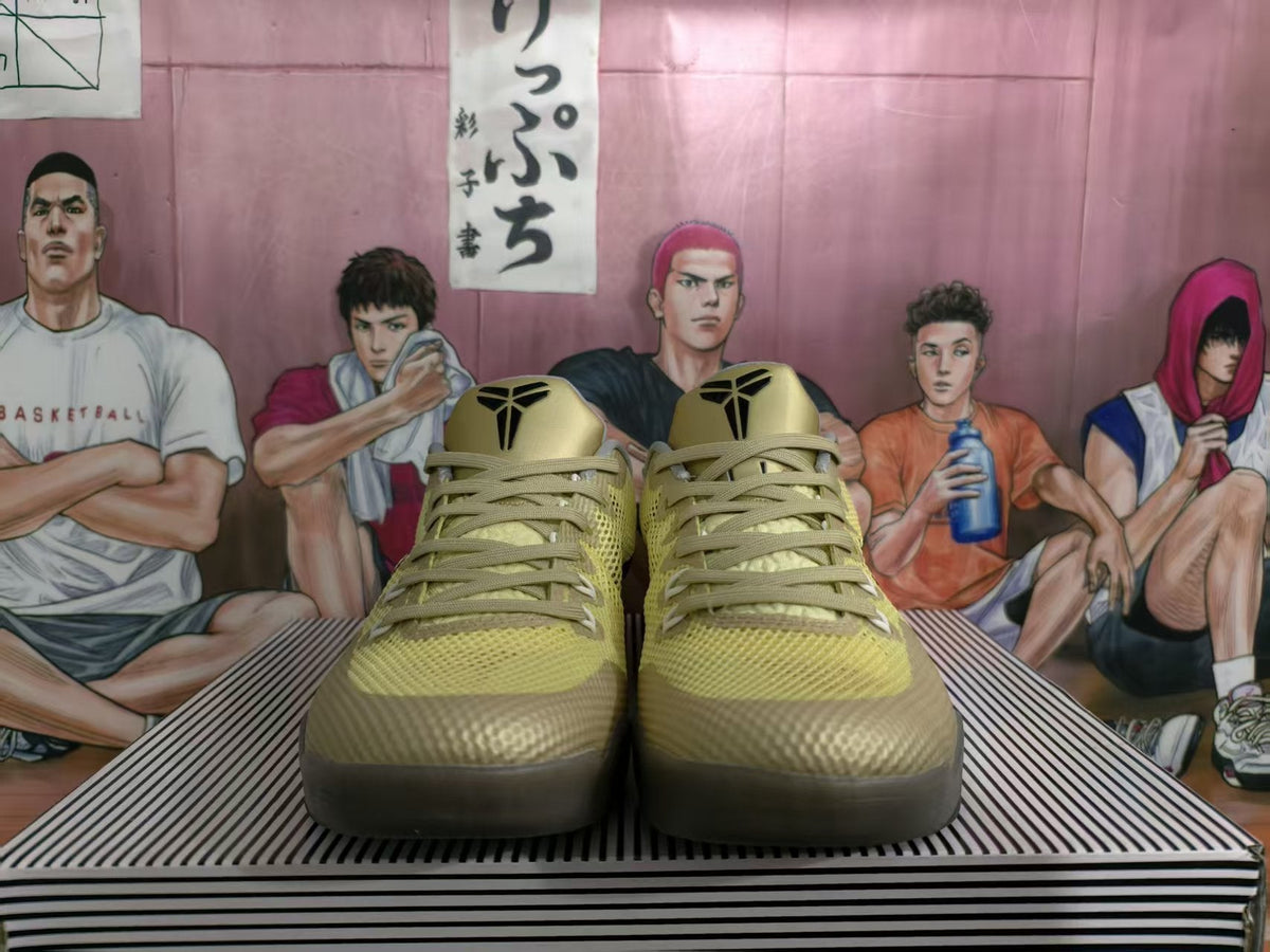 Nike Kobe Basketball Shoes Gold and Black