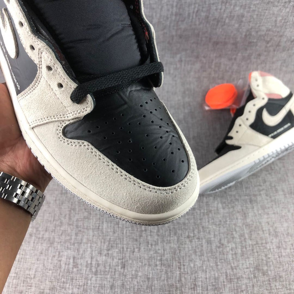 Jordan Air Jordan 1 High OG Gray Black Pink Sneakers 555088-018