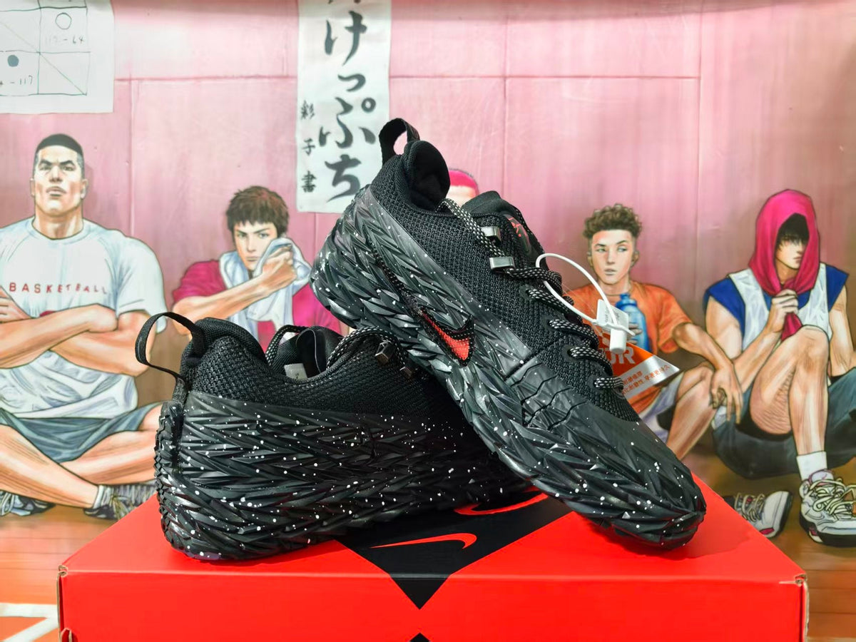 Nike Black Textured Low-Top Sneakers