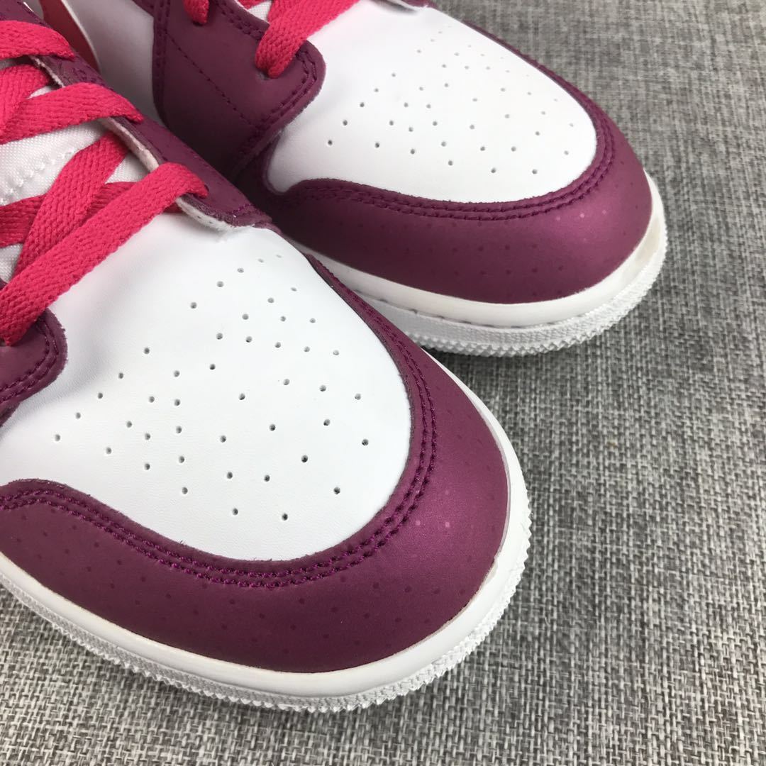 Jordan Air Jordan 1 High White Peach Pink Women's Sneakers