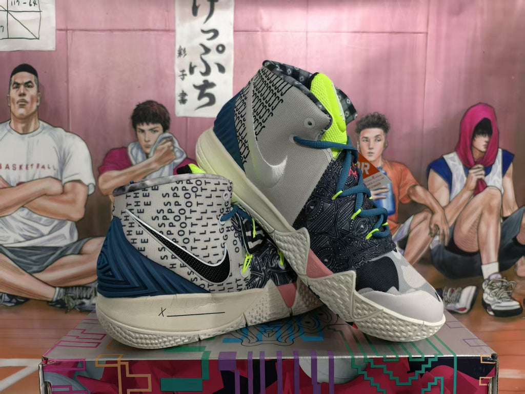 Nike White and Black Basketball Sneakers