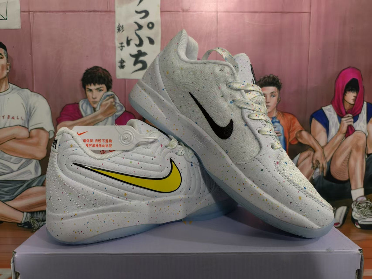 Nike White and Yellow Speckled Sneakers